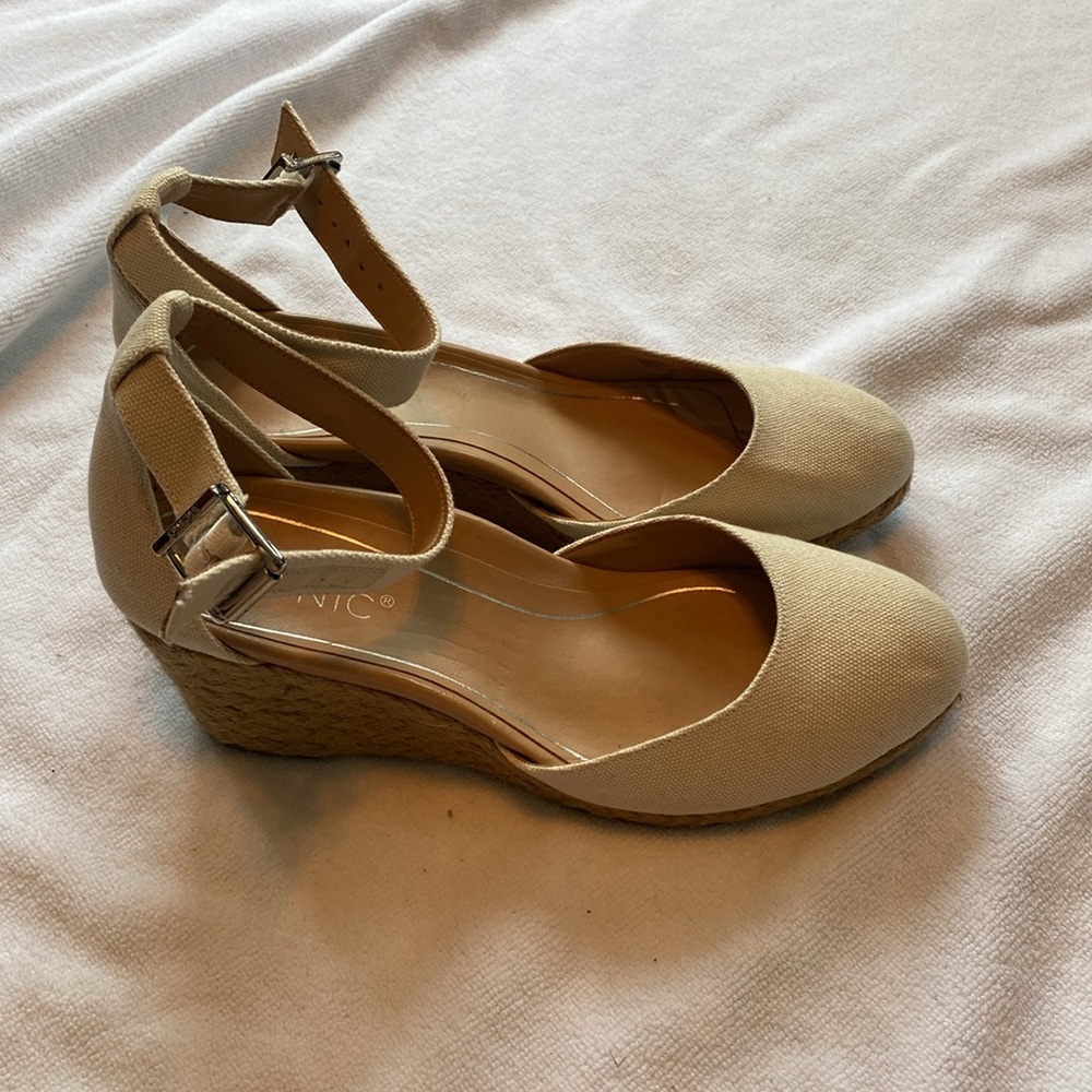 Vionic Wedge Shoes - Picture 3 of 12